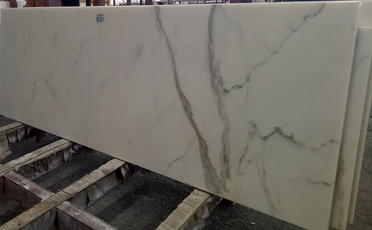 calacatta white marble 4.jpg
