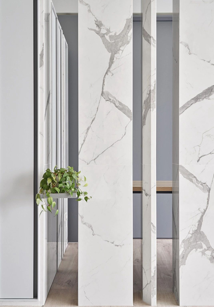 2i calacatta marble.jpg